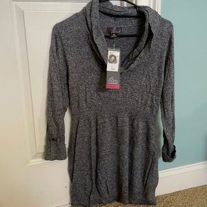 Grey swoop neck Maternity quarter sleeve shirt